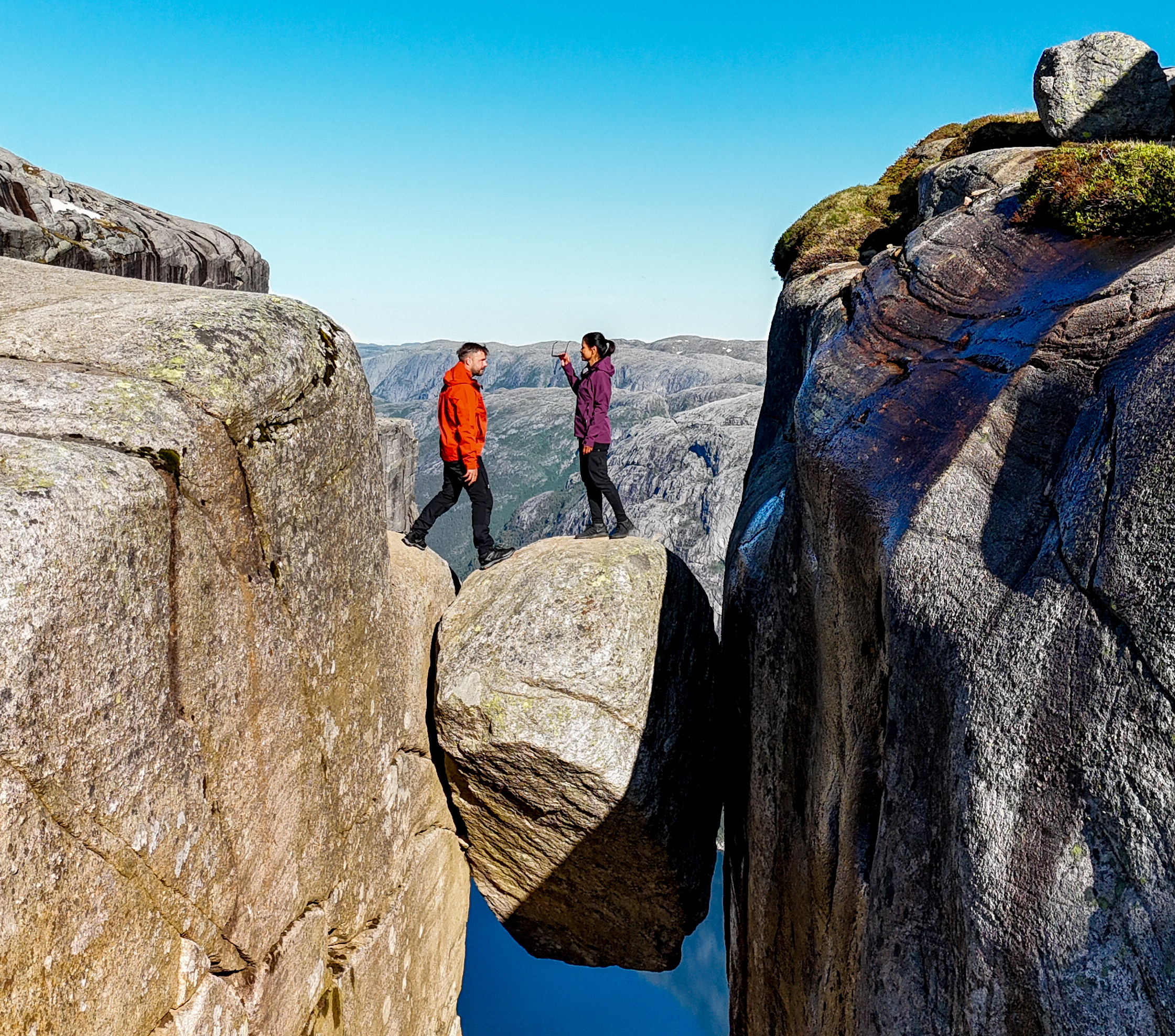 Eventyrlige Kjeragbolten: En steinkul tur!