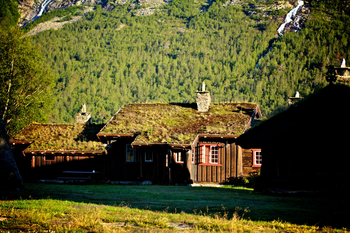 Sota Sæter: Porten til Breheimen og eventyrlige turer