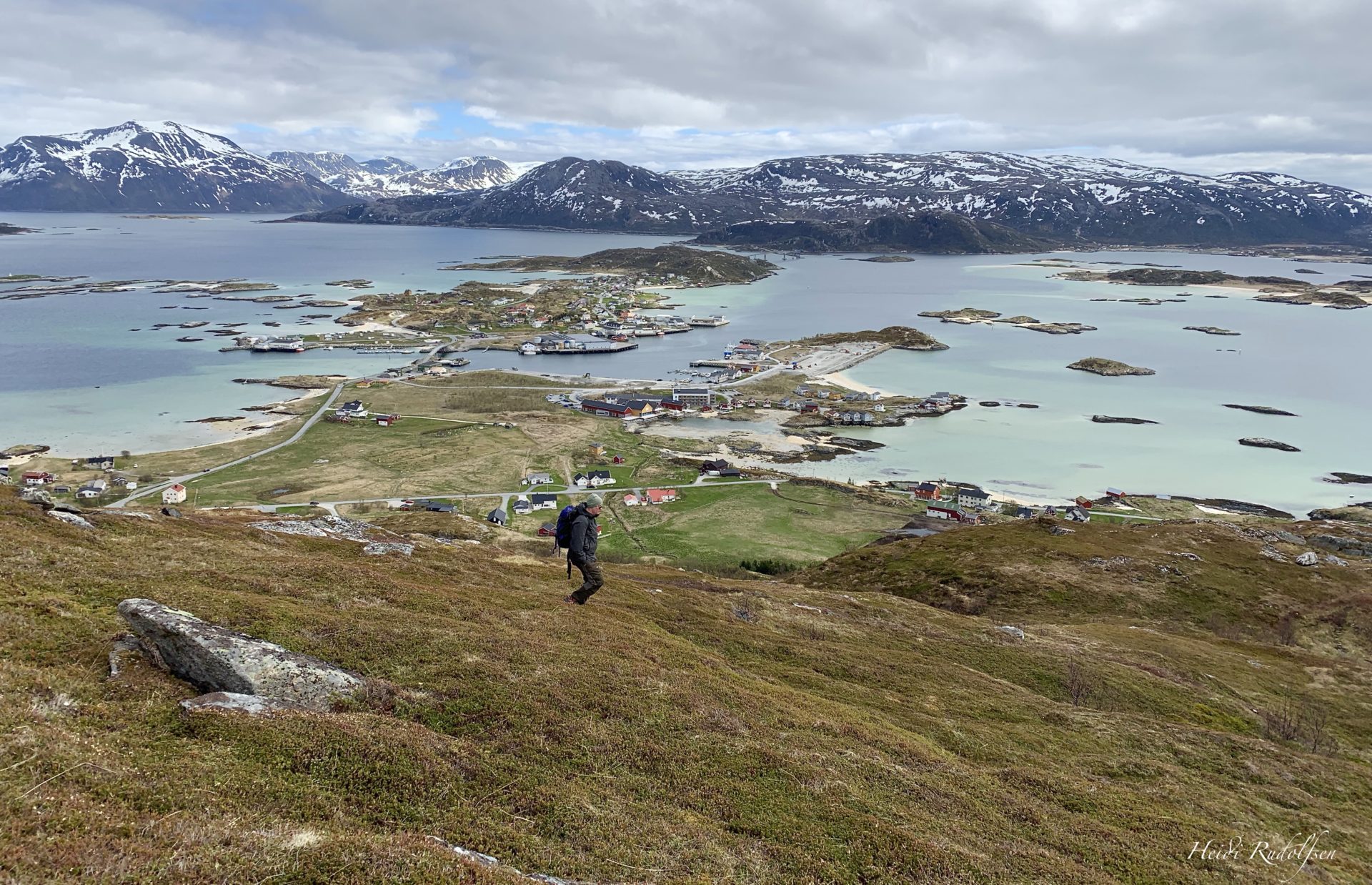 Hillesøytoppen, yttersida av Kvaløya i Troms