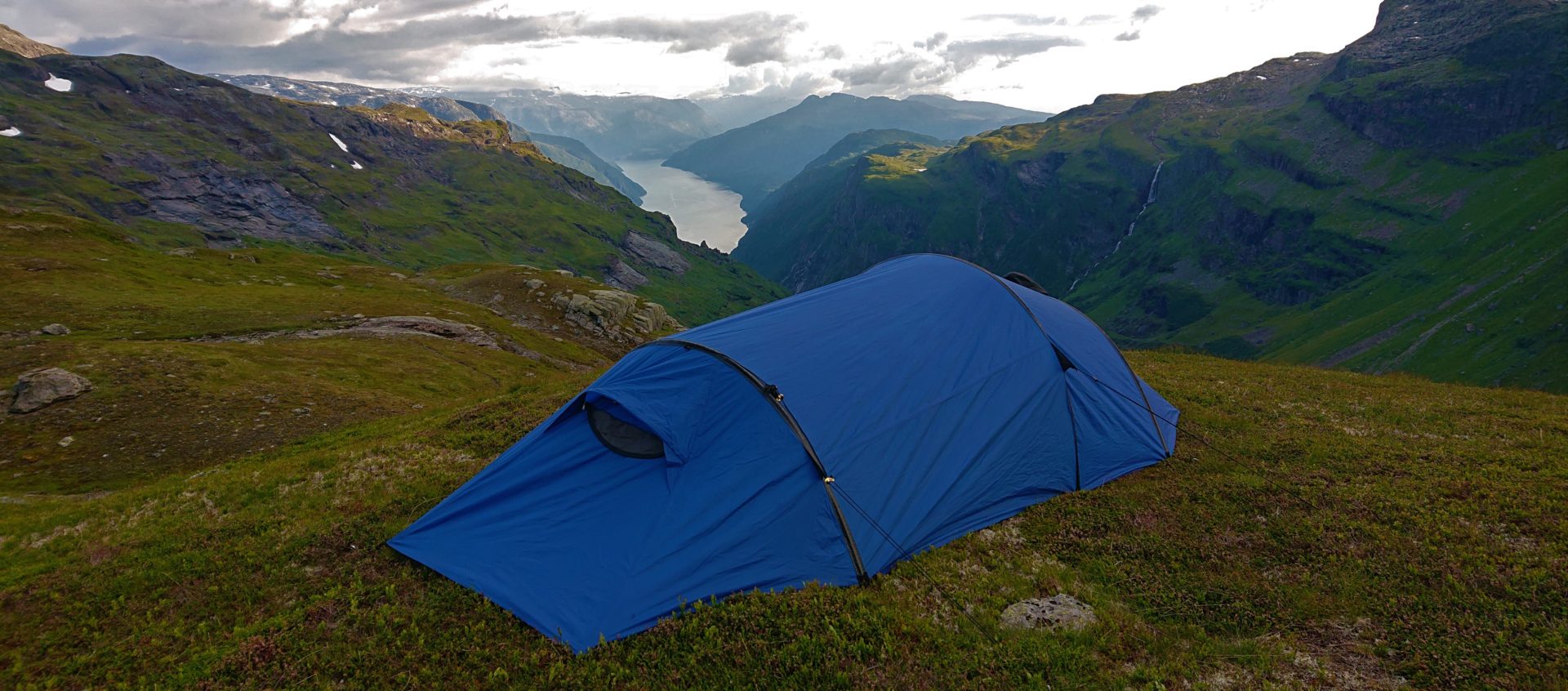 Fra hav til fjell til hav (Osa til Flåm over fjellet)