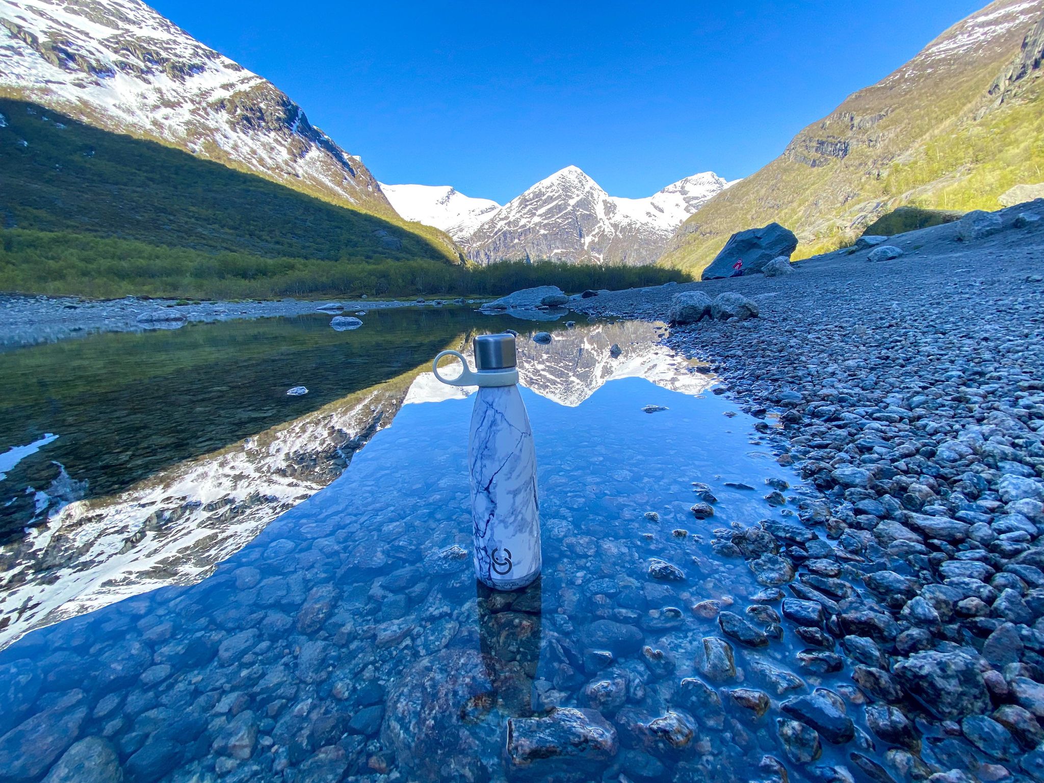 Test av CrazyCap selvrensende vannflaske