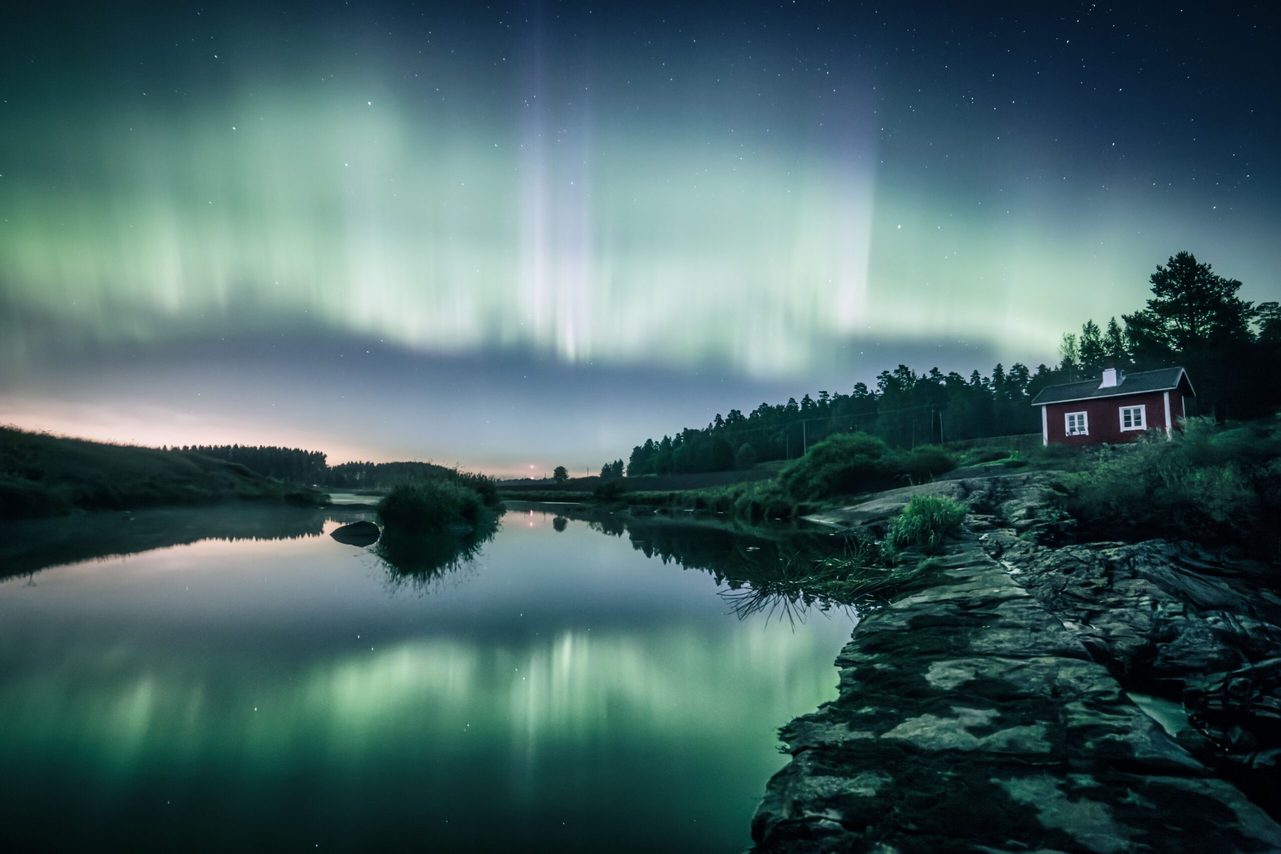 Se nordlyset før sola roer seg